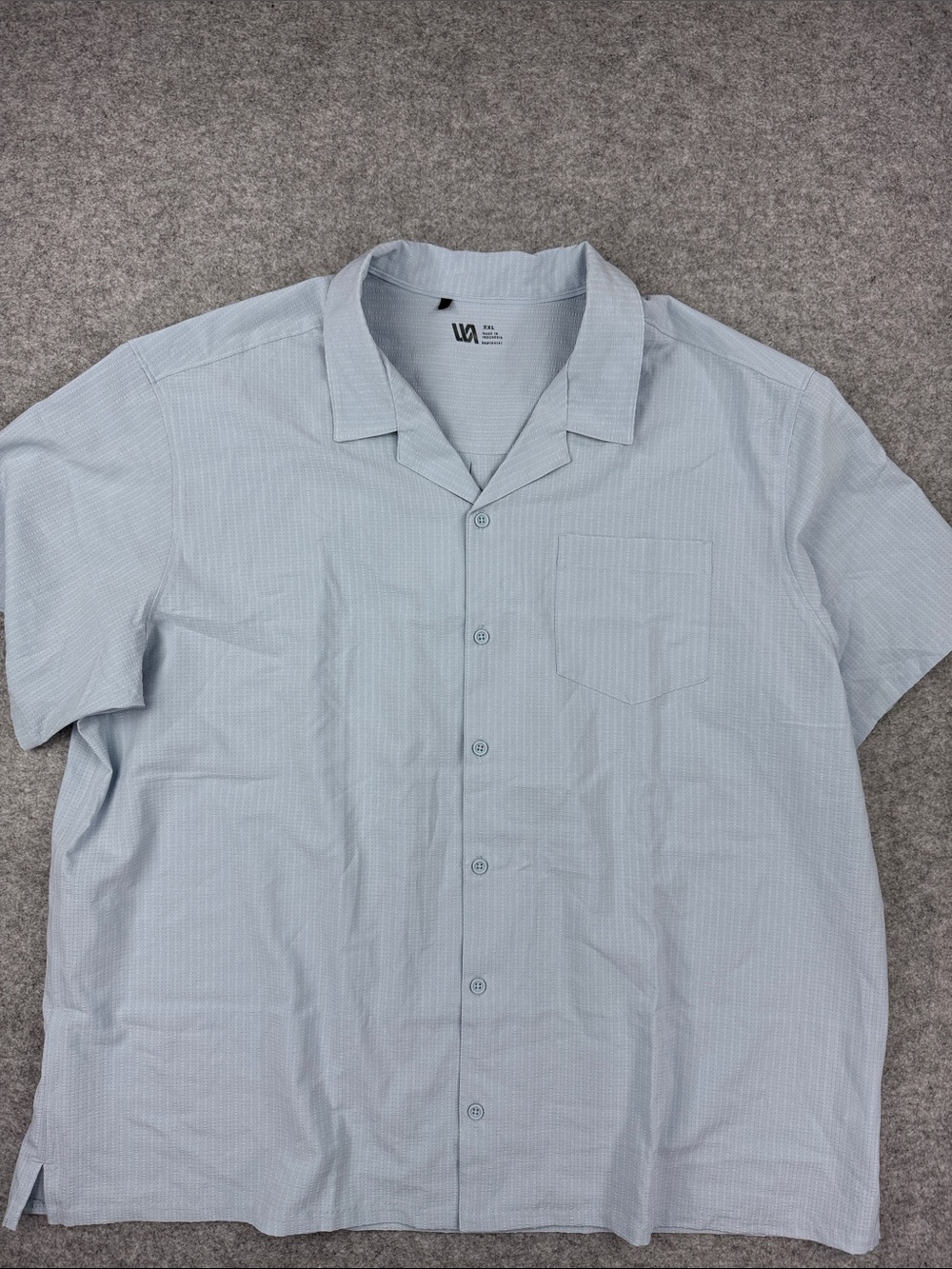 Casual Light Blue Short-Sleeve Button-Down Shirt